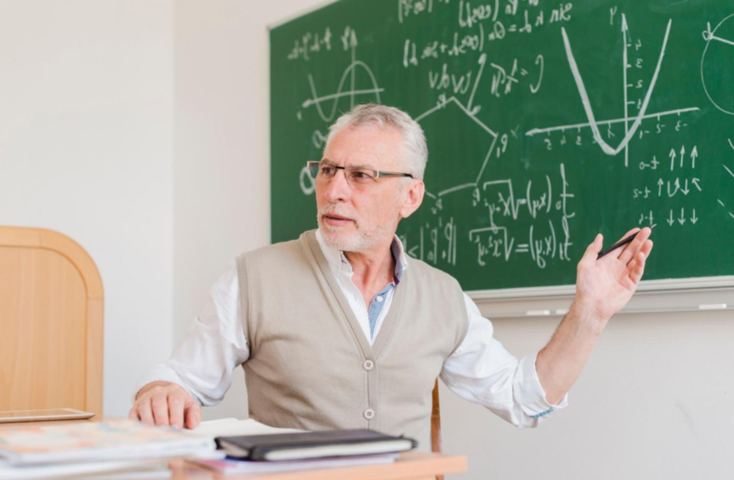 Detaillierte Finanzberichte und Auswertungen